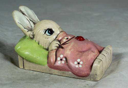 HAND PAINTED STONE CRAFT RABBIT IN BED - BID NOW!!!