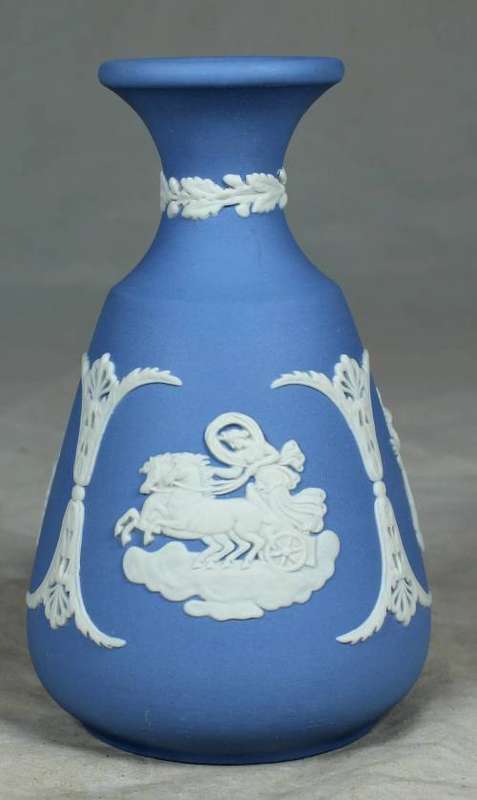 Wedgwood small vase