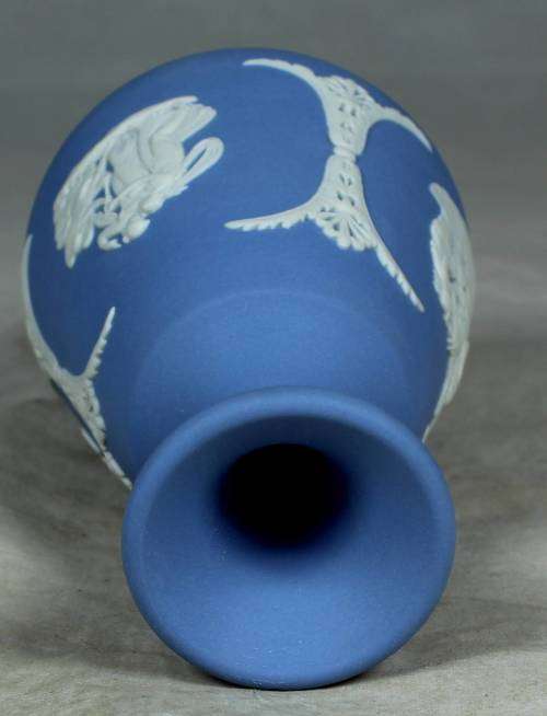 Wedgwood small vase