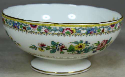 Dynamic Coal-port Ming rose sugar bowl
