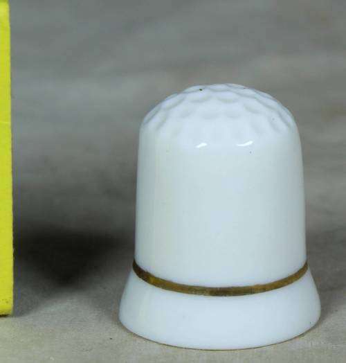 Porcelain thimble - purple flowers