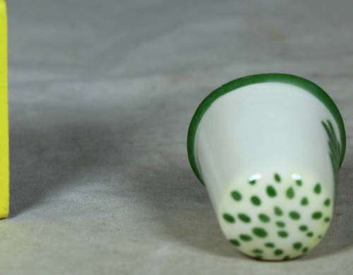 Porcelain thimble - Christmas tree