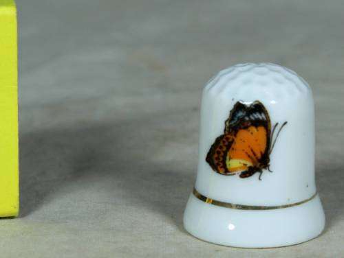 Porcelain thimble - butterfly