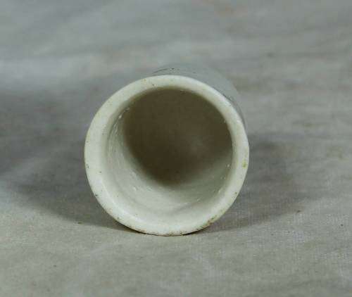 LOVELY PORCELAIN THIMBLE (PINK & GREEN LEAVES) BID NOW!!!