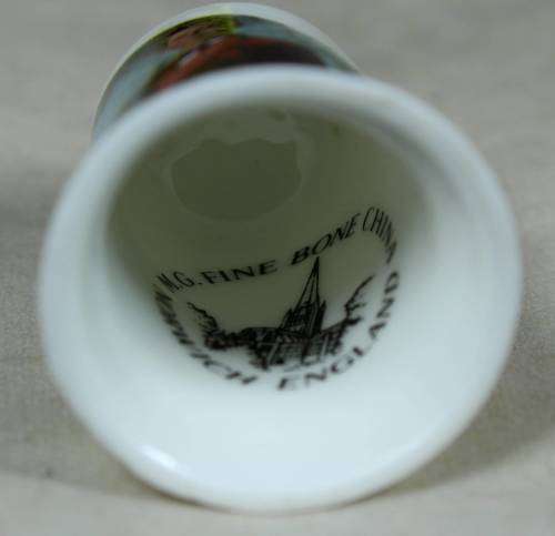 THIMBLE-M.G.FINE BONE CHINA NORWICH ENGLAND(PRINCE CHARLES&PRINCESS DIANA)