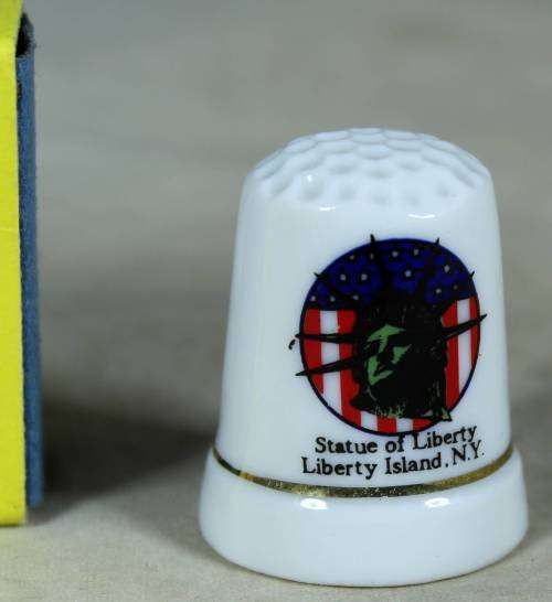 THIMBLE-(STATUE OF LIBERTY,LIBERTY ISLAND NEWYORK)BID NOW!