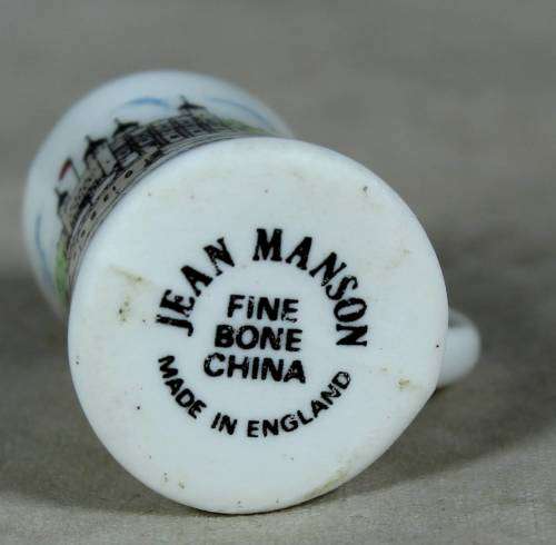 BEAUTIFUL MINIATURE JEAN MASON FINE BONE CHINA MADE IN ENGLAND(TOWER OF LONDON MUG) BID NOW!!