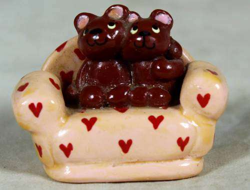 Miniatures - Plastic couch with 2 little kittens by Charmaine
