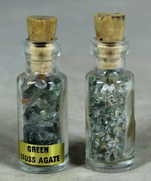 MINIATURE-PAIR OF GREEN MOSS AGATE IN BOTTLES-BID NOW