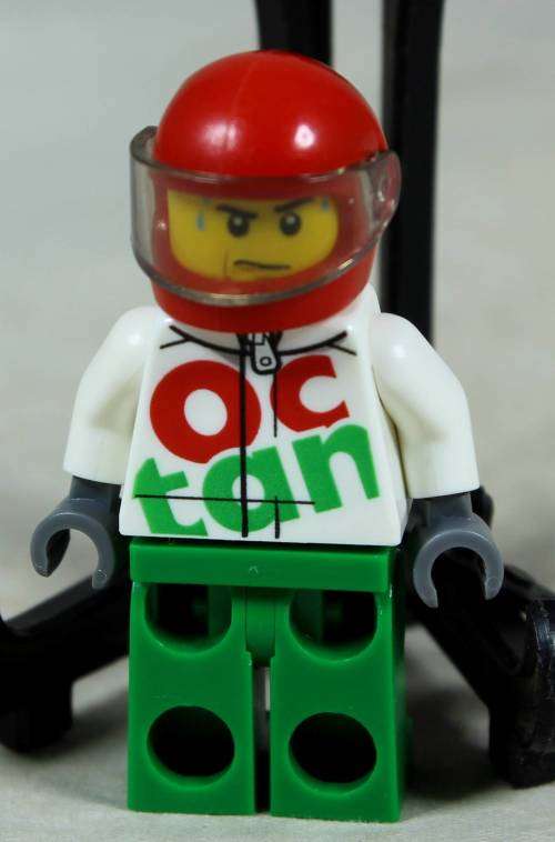 Lego mini figurine - Speed record racing car driver