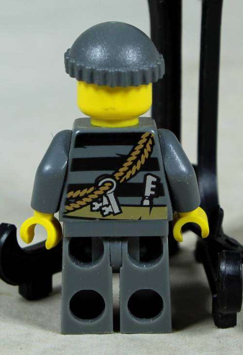 Miniature Lego figurine - Police City burglar (Knit cap)