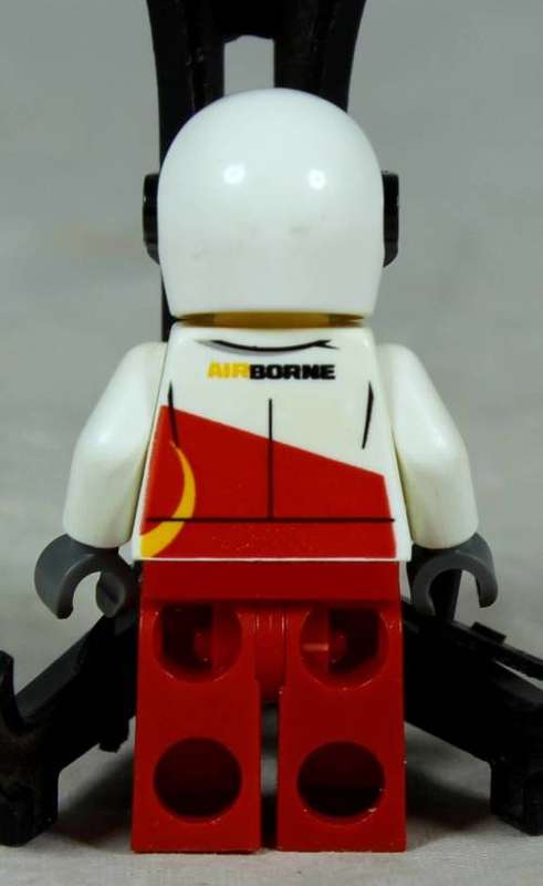 Lego mini figurine - Rally race car driver (Airborne)