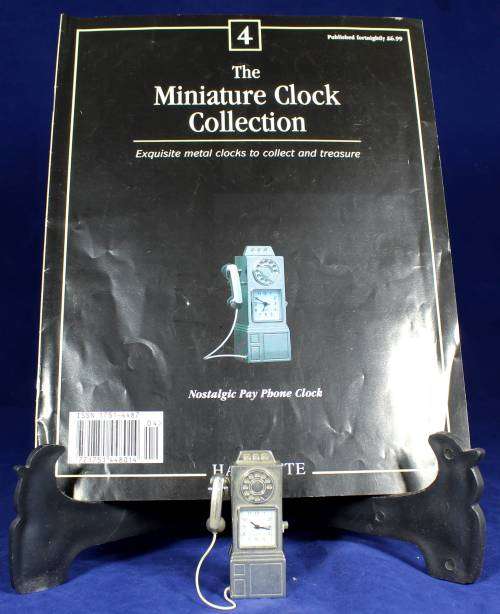 Hachette clock with booklet - Nostalgic payphone
