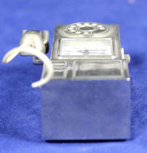 Hachette clock with booklet - Nostalgic payphone