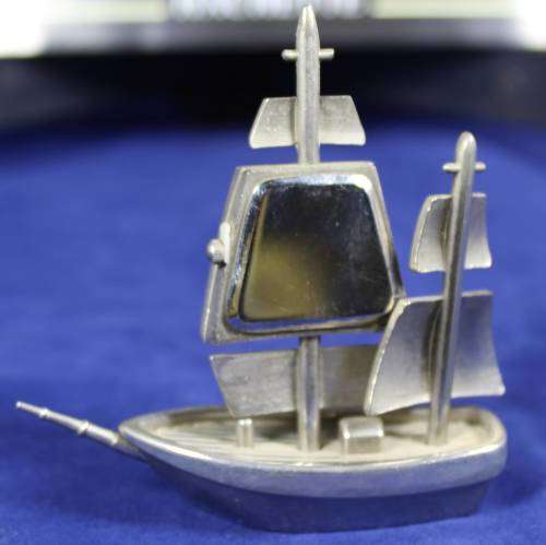 Hachette clock with booklet - Majestic sailing ship