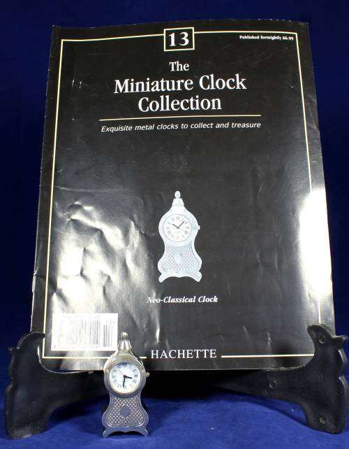 Hachette clock with booklet - neo classical clock