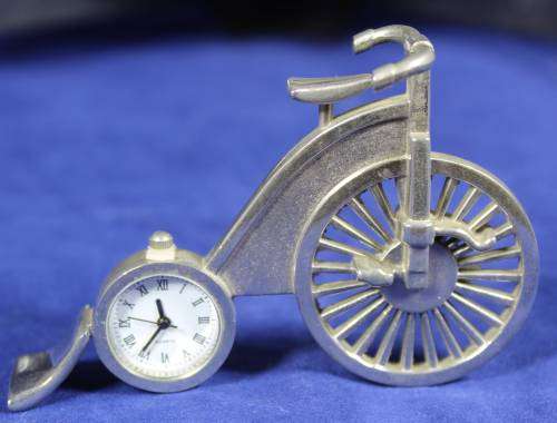 Hachette clock with booklet - Penny farthing