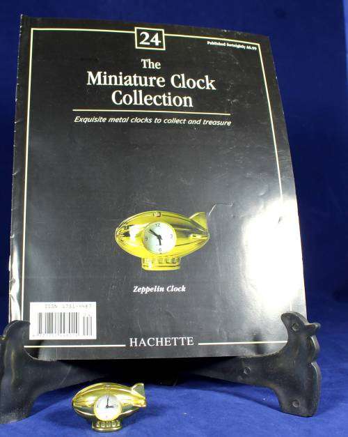 Hachette clock with booklet - Zepplin