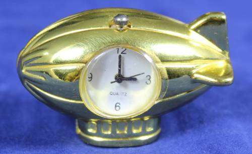 Hachette clock with booklet - Zepplin