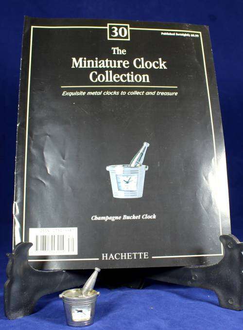 Hachette clock with booklet - Champagne bucket