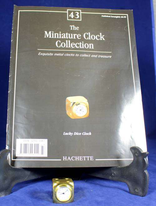 Hachette clock with booklet - Lucky dice