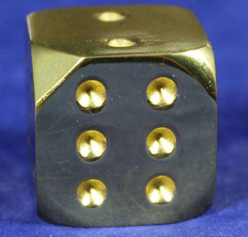 Hachette clock with booklet - Lucky dice