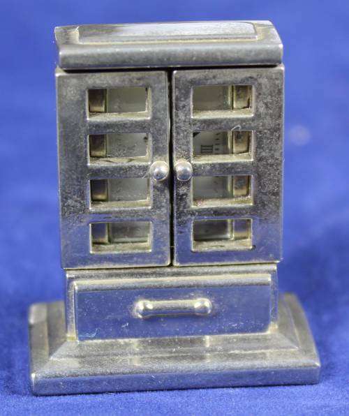Hachette clock with booklet - Antique cabinet clock