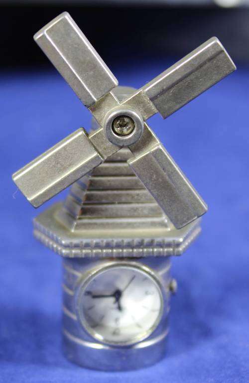 Hachette clock with booklet - Windmill