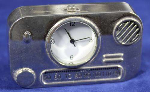 Hachette clock with booklet - Radio clock
