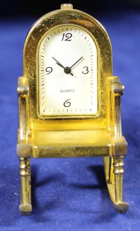 Hachette clock with booklet - Rocking chair
