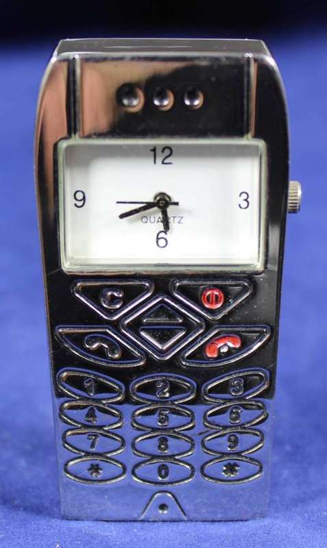 Hachette clock with booklet - Mobile phone