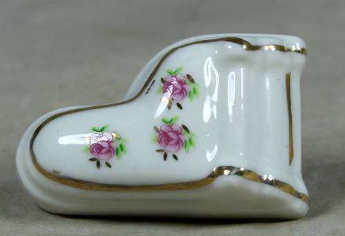 Miniature porcelain piano