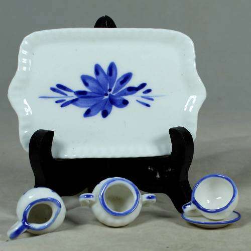 blue & white miniature tray with part tea set