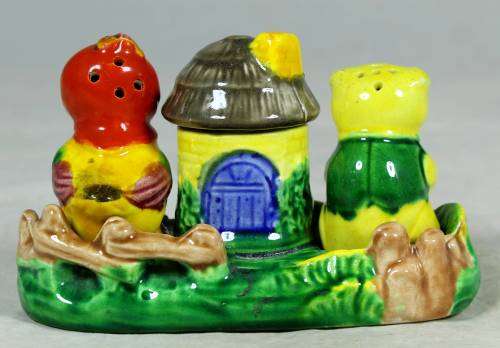 Animal farm condiment set