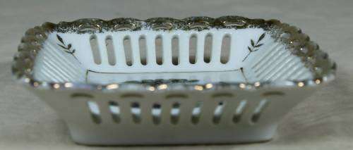 Small squire porcelain tray with a Victorian couple