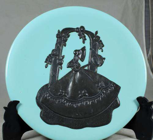 Zaalberg potteries display plate - pewter lady