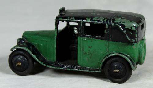 Dinky toys Meccano - taxi with driver pre-war