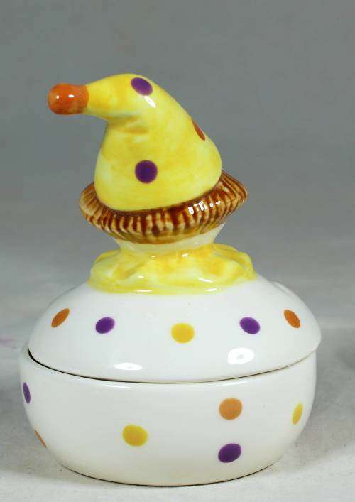 Smiling clown trinket holder