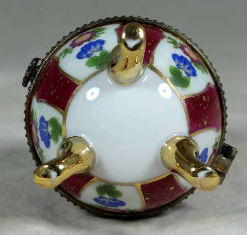 STUNNING PORCELAIN RING HOLDER-MAROON WITH RED FLOWERS BID NOW!!