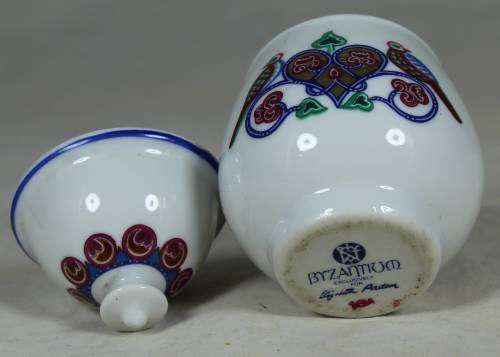 BEAUTIFUL ELIZABETH ARDEN BY ZANTIUM SMALL CONTAINER  BID NOW!!