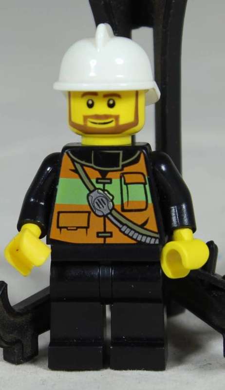 Lego mini figurine - Fireman with a white helmet (CTY0507)