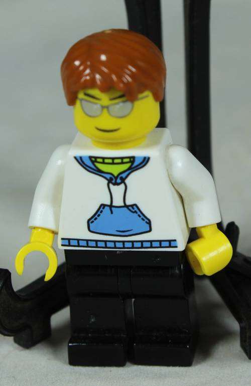 Lego mini figurine - Man with a hoody (Police chase CTY0240)