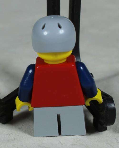 Lego mini figurine - Skateboarder (City corner CTY0147)
