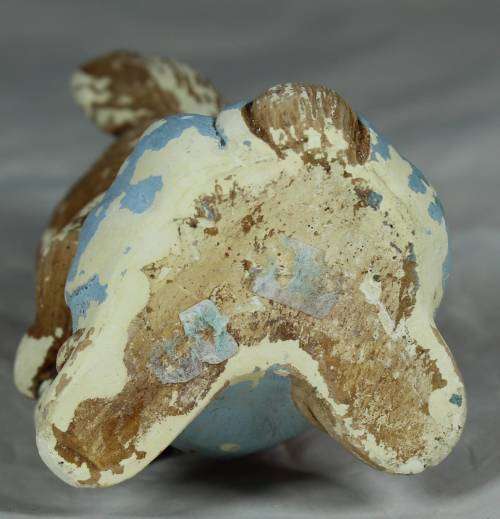 Pendelfin hand painted stoneware - rabbit eating a pizza