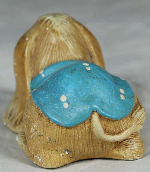 Pendelfin hand painted stoneware - pooch