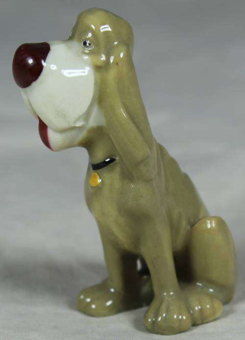 LOVELY WADE TRUSTY DOG(FROM LADY AND THE TRAMP)-BID NOW!!