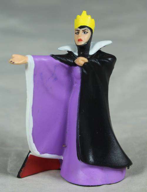 DISNEY`S EVIL QUEEN-BID NOW!