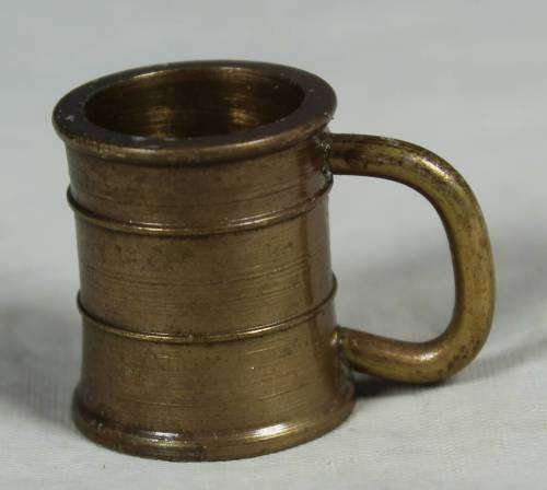 MINIATURE BRASS-MUG BID NOW!