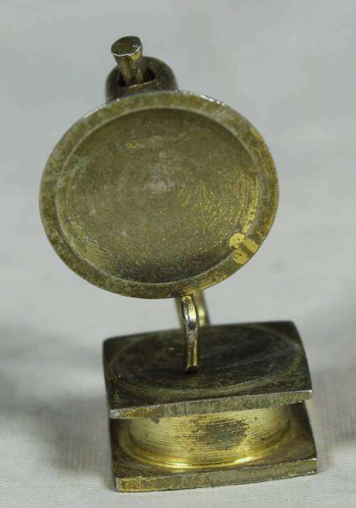 MINIATURE BRASS-VINTAGE GRAMAPHONE BID NOW!