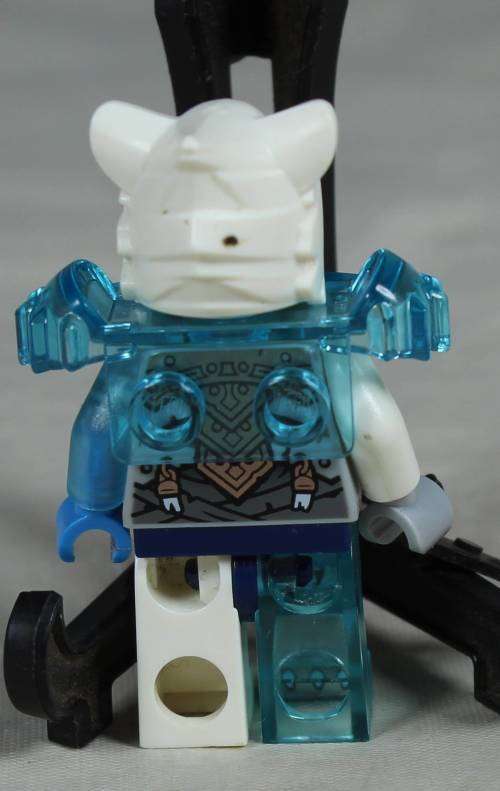 LEGO MINI FIGURINE-SIR FANGAR(LEGENDS OF CHIMA LOC102)BID NOW!!